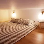 Apartment Centre
