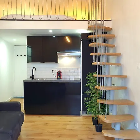 Centre Apartment *